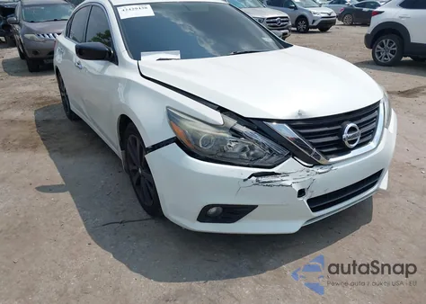 2017 Nissan Altima 2.5 Sr из США, поврежденный, VIN 1N4AL3AP1HC494166